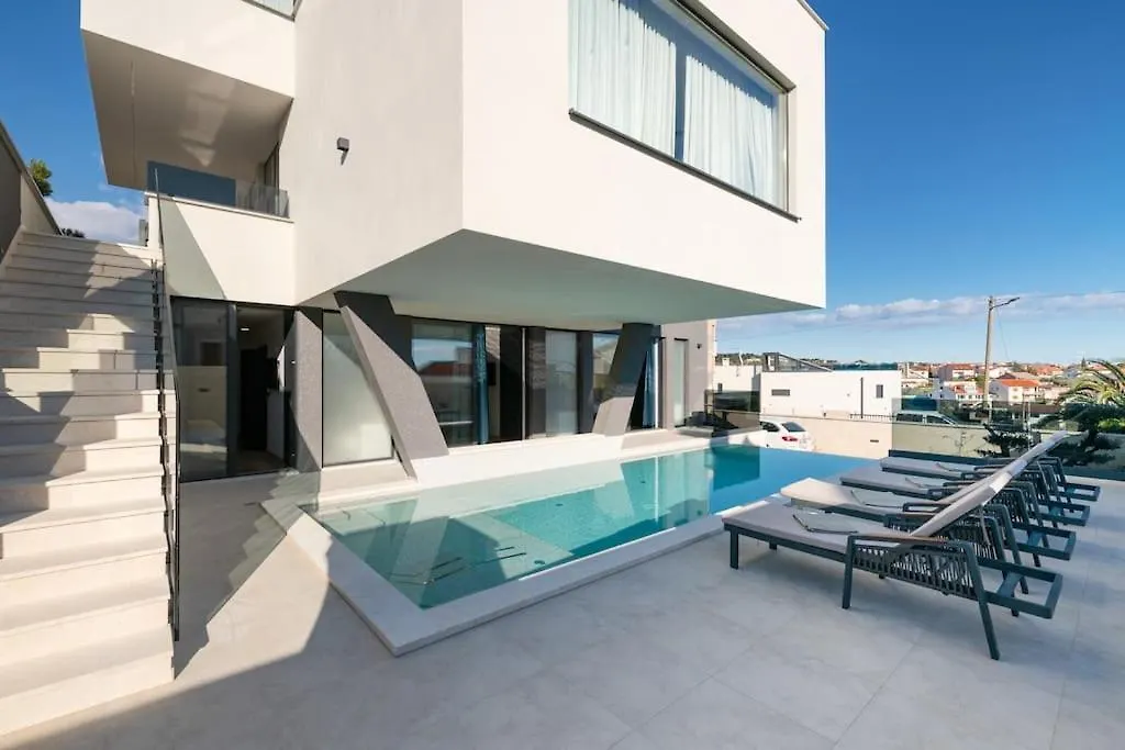 Villa Nerra - Medulin, Mukalba