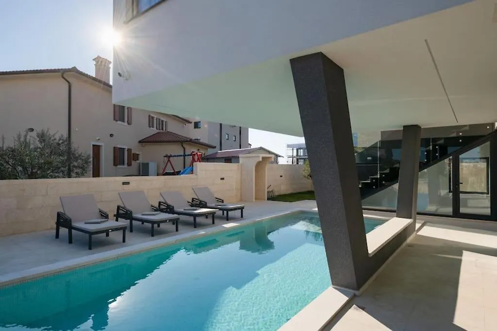 Villa Nerra - Medulin, Mukalba